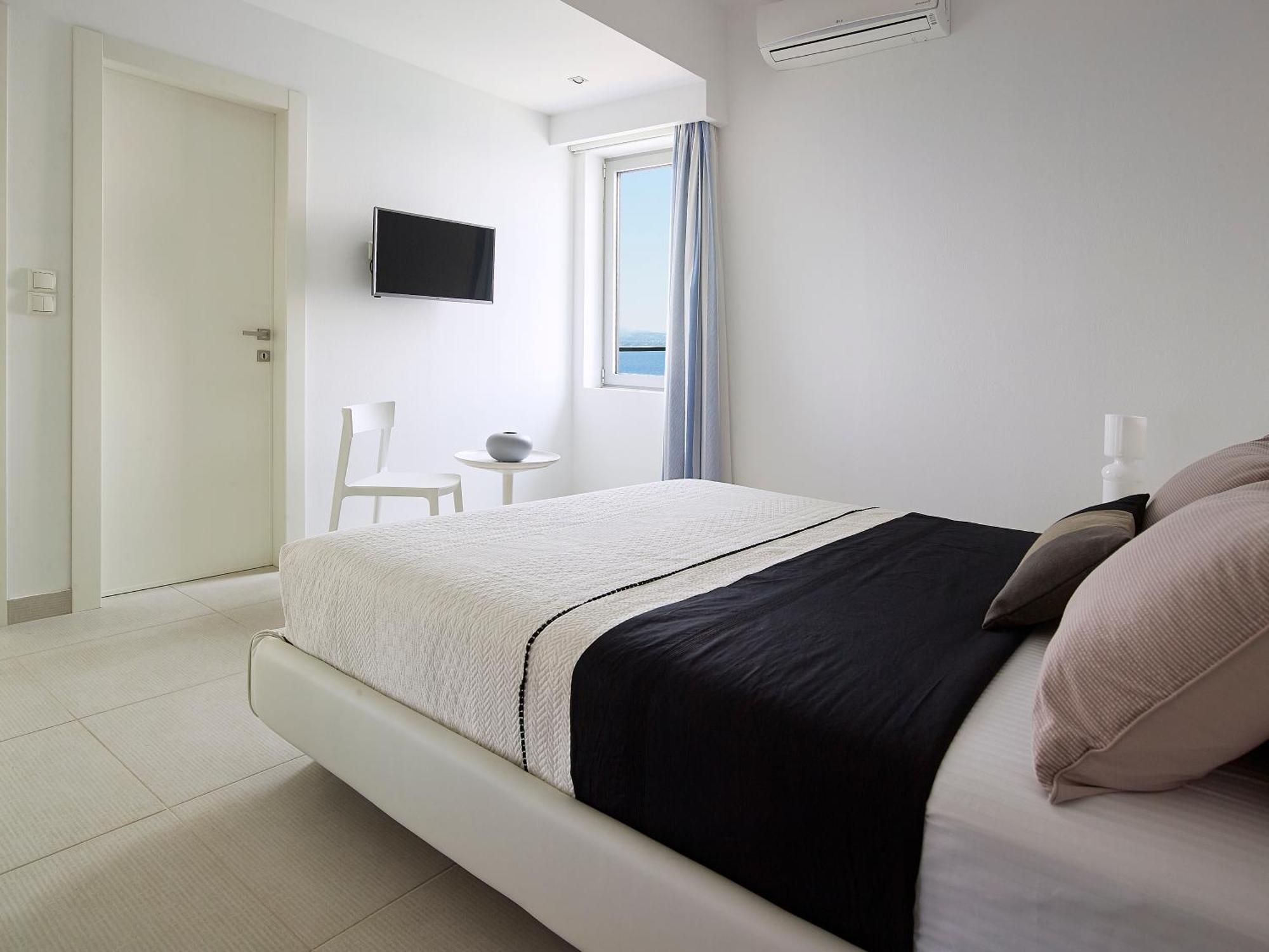 Beachfront Villa In Crete - Epavli Luxury Villa Agia Pelagia Zewnętrze zdjęcie